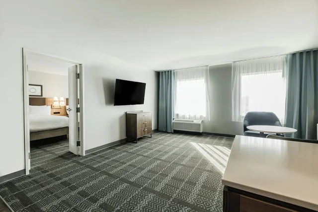 غرفة قياسية بسرير فردي بمطبخ، Staybridge Suites Dawson Creek by IHG 2/4