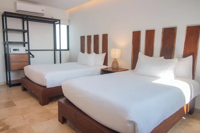 شقة عائلية بسريرين مزدوجين وسريرين كينج بإطلالة على المدينة بـ3 غرف نوم مع أريكة، B10 Distinctive Hotel 1/4