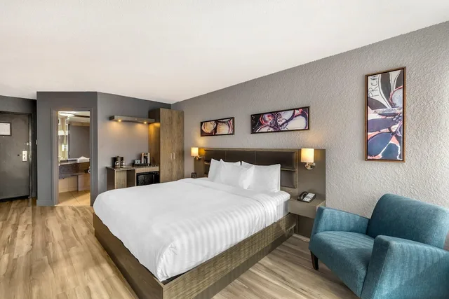 غرفة ديلوكس بسرير كينج، Hotel Quartier An Ascend Hotel Collection 7/10