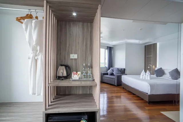 جناح جونيور بسرير مزدوج، Thong Tarin Hotel 6/9