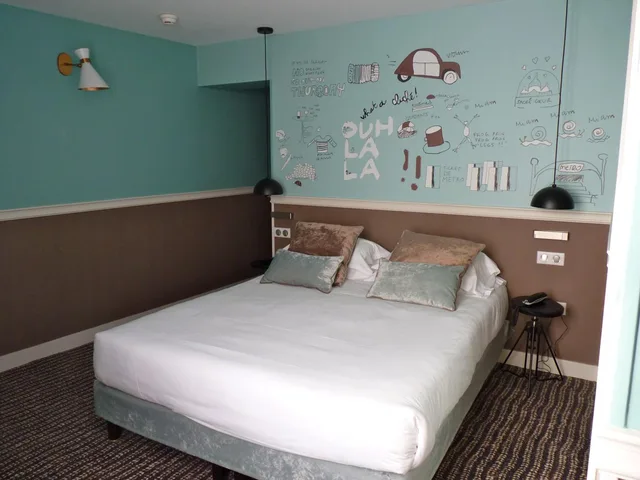 غرفة قياسية، Hotel Des 3 Poussins 1/4