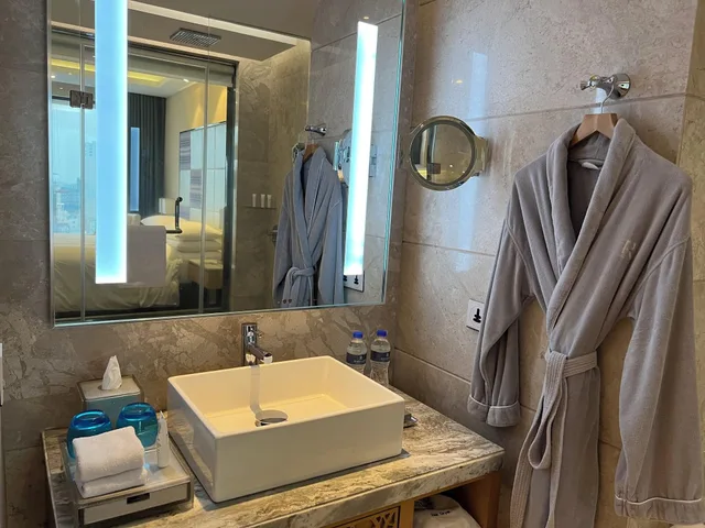غرفة ديلوكس مزدوجة، Renaissance Dhaka Gulshan Hotel 9/10