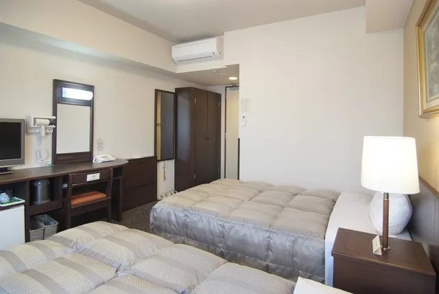 غرفة بسريرين منفصلين للمدخنين، Hotel Route Inn Toki 3/6