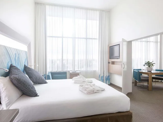 جناح تنفيذي بسرير كينج، NOVOTEL HAMILTON TAINUI 2/7