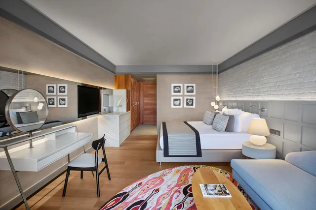 Superior Room Side Sea View, Acanthus and Cennet Barut Collection 5/12