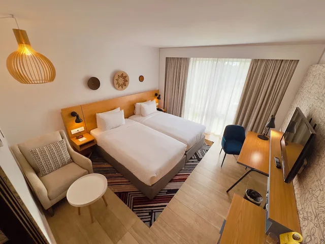جناح بسرير فردي بغرفتي نوم، Holiday Inn Lusaka 1/4