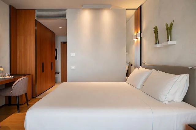 جناح جونيور بسرير كوين بإطلالة على البحيرة، Hotel Ocelle Thermae & Spa 6/10