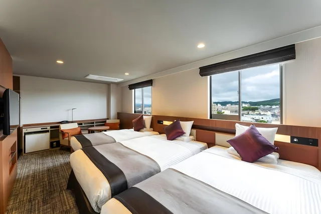 Semi Room, Deluxe, Triple, Single Bed, 2 Semi Double Beds، Hotel Mystays Kanazawa Castle 1/2