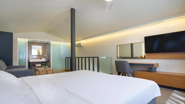 Apartment, Two Story, Private Pool, Forum Suites 4/7