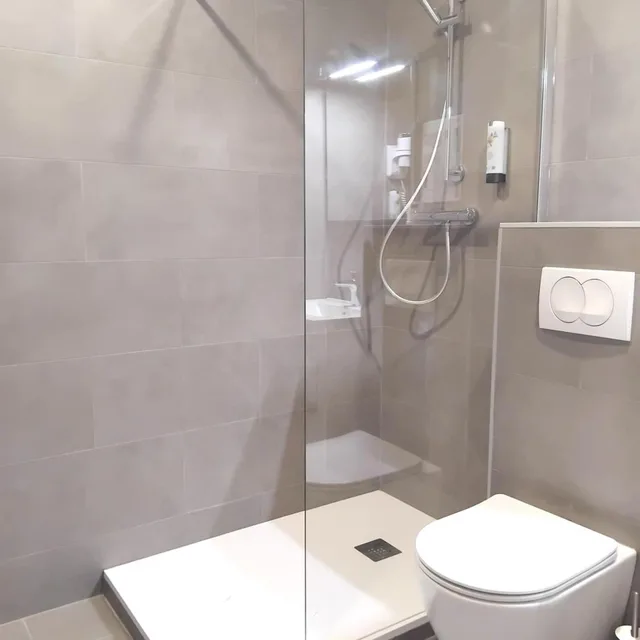 غرفة رباعية، HOTEL LE SAINT VINCENT 3/5