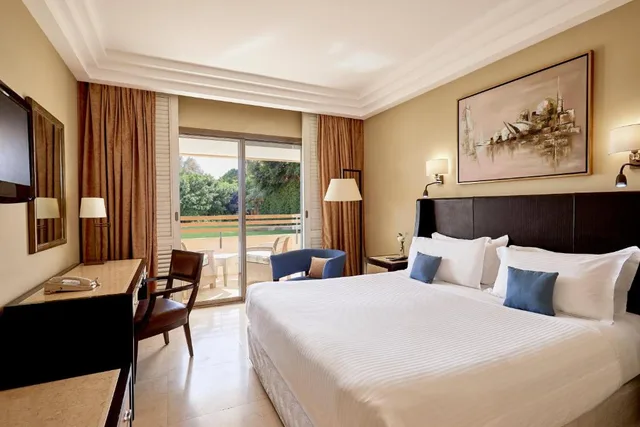 Superior, King Bed, Steigenberger Resort Achti 1/1