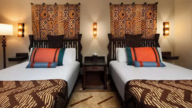 غرفة ملكية بسرير كينج وسرير كينج وسريرين كوين وسريرين كوين لذوي الإعاقة، Disneys Animal Kingdom Lodge 1/1