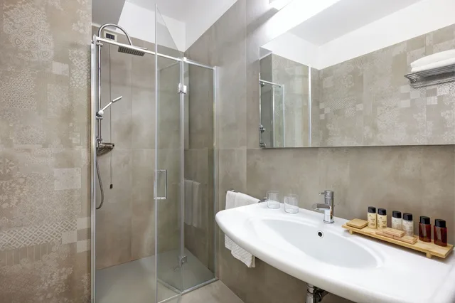 غرفة سوبيريور بسرير مزدوج مع سرير إضافي، Hotel Gallia 3/5