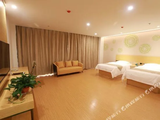 Family, 1 Double and 1 Single Bed, GreenTree Inn Anyang Neihuang County Zaoxiang Avenue 2/3