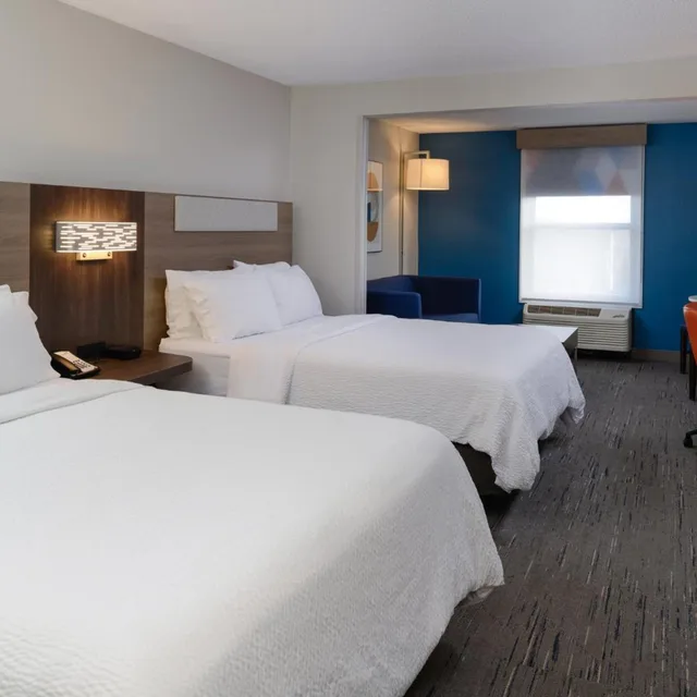 جناح بسريرين كوين مع أريكة، Holiday Inn Express Hotel And Suites Marysville 2/10