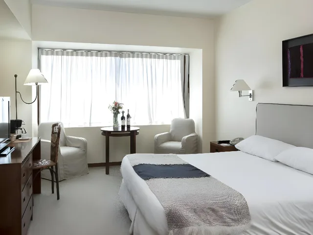 جناح جونيور بسرير مزدوج مع أريكة، Almacruz Hotel y Centro de Convenciones 1/1