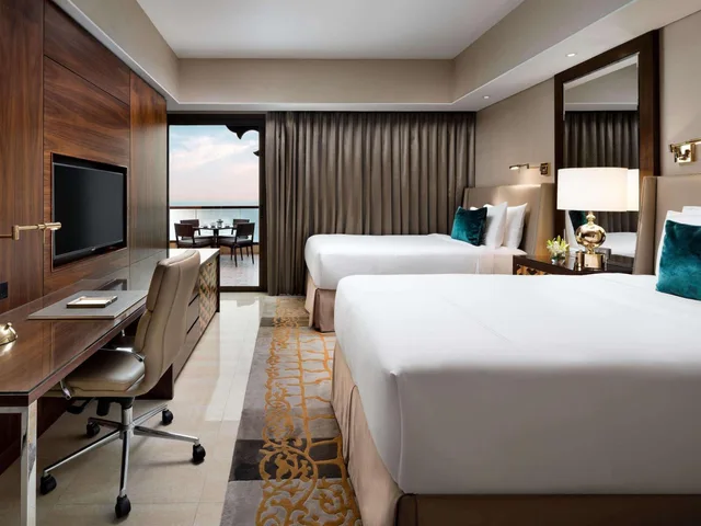 غرفة سيغنتشر بسرير فردي بإطلالة على البحر، Fairmont Ajman 2/5