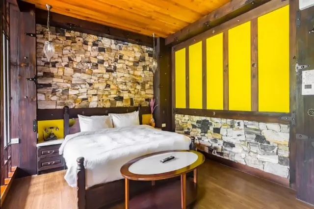 غرفة بسرير كوين بإطلالة على الجبل، Sun Moon Lake Youngquan Hotels 4/4