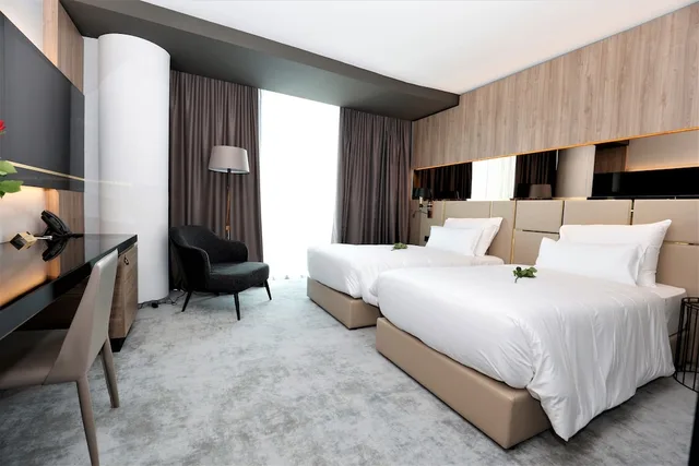 غرفة غراند بسريرين منفصلين، Grand Plaza Hotel And Congress Centre 1/1