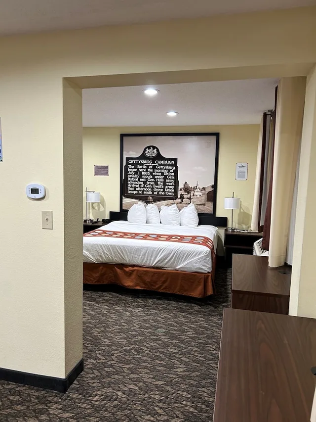 جناح عائلي بسرير كينج وسرير بطابقين، Super 8 by Wyndham Gettysburg 11/13