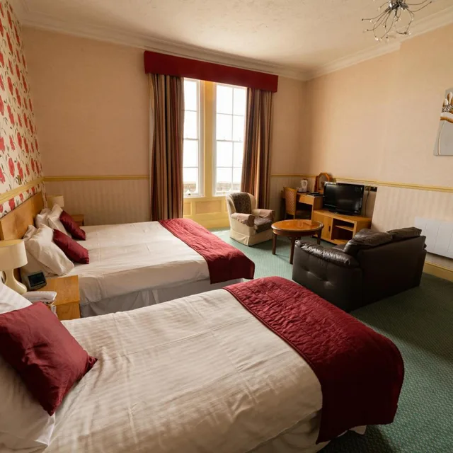 غرفة ثلاثية بإطلالة على البحر، Hotel Prince Regent 4/8