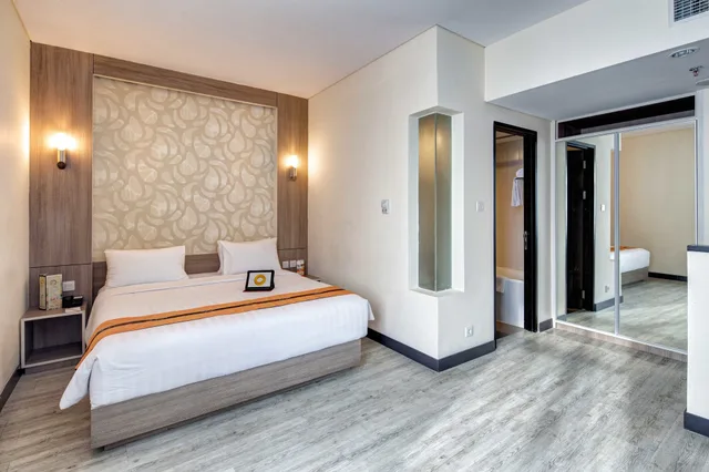 Premier, Queen Bed, Oria Hotel 5/9