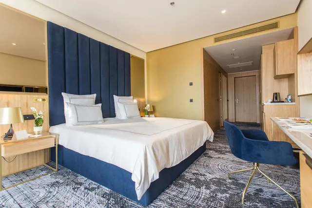 Swiss, Premier, 2 Double Beds، Swissotel Sarajevo 2/4