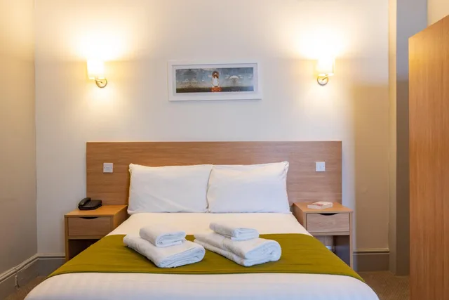 غرفة صغيرة مزدوجة، Burlington Hotel 4/10