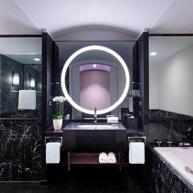 غرفة غراند تنفيذية بإطلالة على المتنزه مع دخول صالة النادي، Sheraton Grand Sydney Hyde Park Ex Sheraton On the Park 4/4