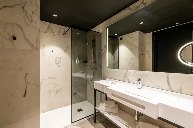 غرفة ثلاثية بسرير مزدوج مع أريكة، Smart Hotel Milano Central Station 8/9