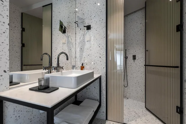 City, Suite, Double Bed، NEXT by Savoy Signature 9/10