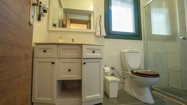 غرفة كلاسيكية بسرير مزدوج بإطلالة على البحر، Villa Marine Apart Hotel 7/8