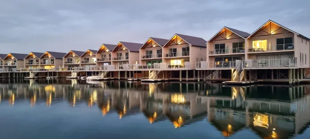 غرفة تُحدَّد عند الوصول، Lake Resort Central Otago 1/1