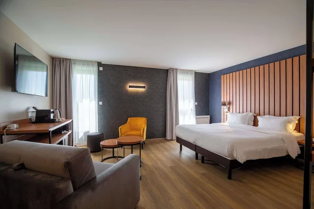 Junior Suite, King Bed, Bay View, Sofa، Hotel Rest Cap Ouest 2/4