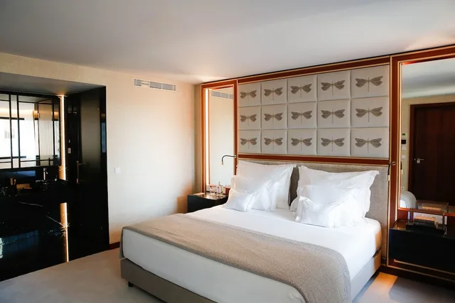غرفة سوبيريور بسرير مزدوج أو سريرين منفصلين، Wine And Books Porto Hotel 1/6