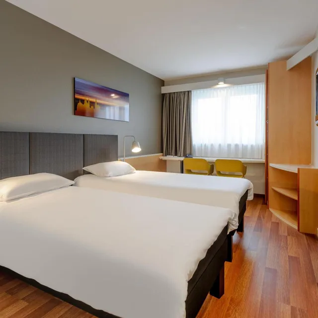 غرفة بسريرين منفصلين، Ibis Wuerzburg City 2/10