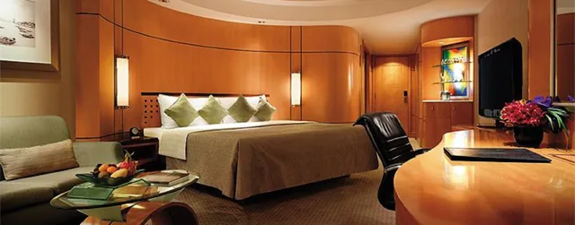 Deluxe, Double Bed, Makati Shangri-La 1/1