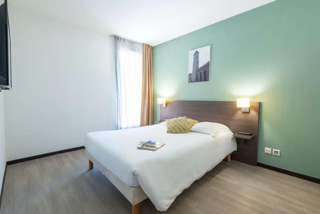 Upgrade, Double Bed، Comfort Aparthotel Nimes Centre 2/3