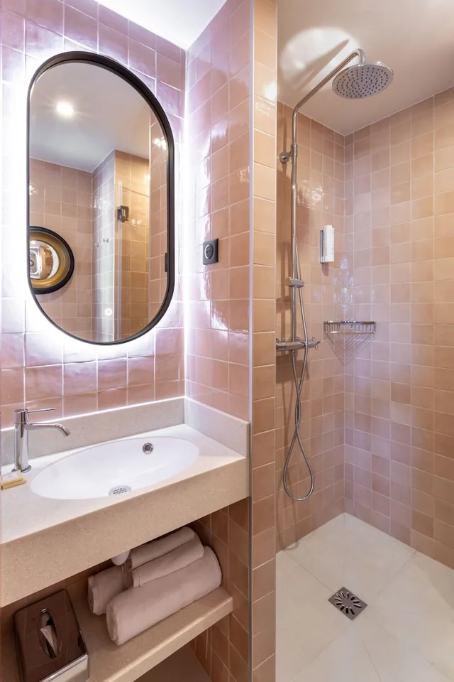 غرفة بسرير كوين، Hotel Sacha 9/10