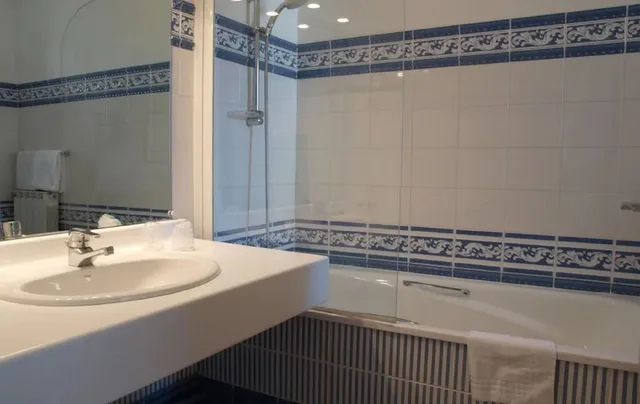 غرفة قياسية بسرير مزدوج، Hotel Bristol 8/9