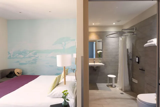 غرفة سوبيريور بسرير كوين بإطلالة على المرفأ، Best Western Hotel Du Roy D'aragon 6/6