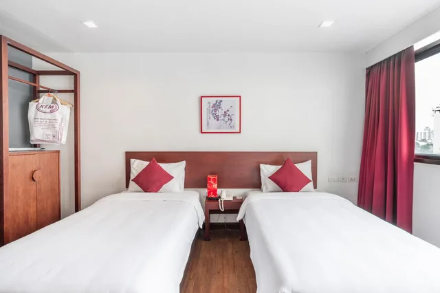 غرفة ديلوكس بسرير فردي، Ruamchitt Plaza Hotel 4/10