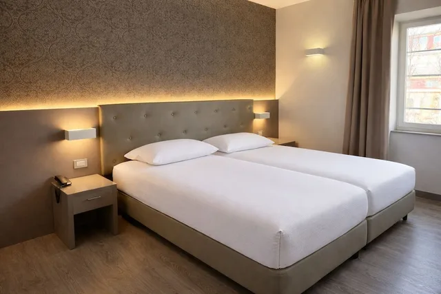 غرفة سوبيريور بسرير كينج، Hotel Principe Modena 5/9
