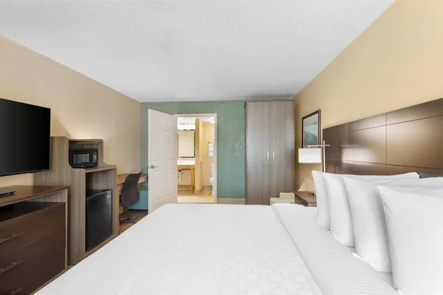 غرفة قياسية بسرير مزدوج للمدخنين لذوي الإعاقة، Best Western Space Shuttle Inn 1/10