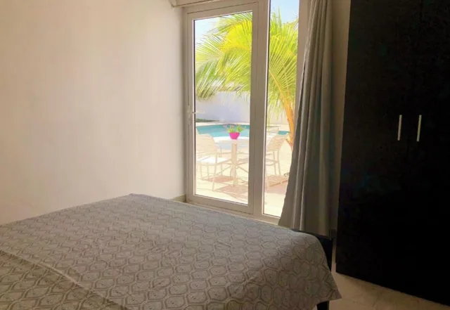 شقة بسرير كوين مع أريكة، Genesis Bed &amp; Breakfast 1/2