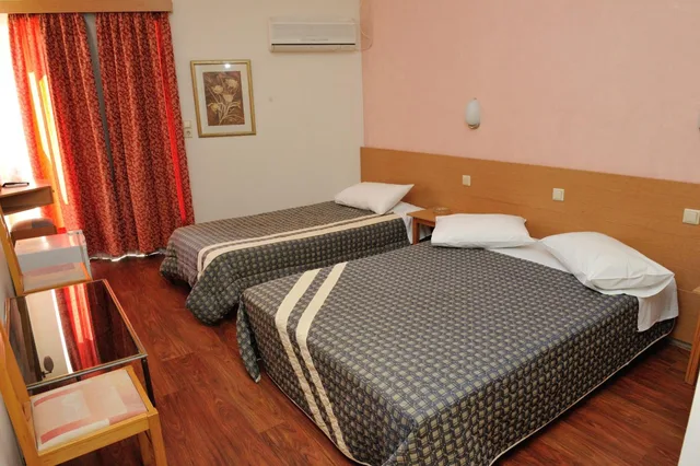 Room, Triple, Sea View, Adonis City 1/7