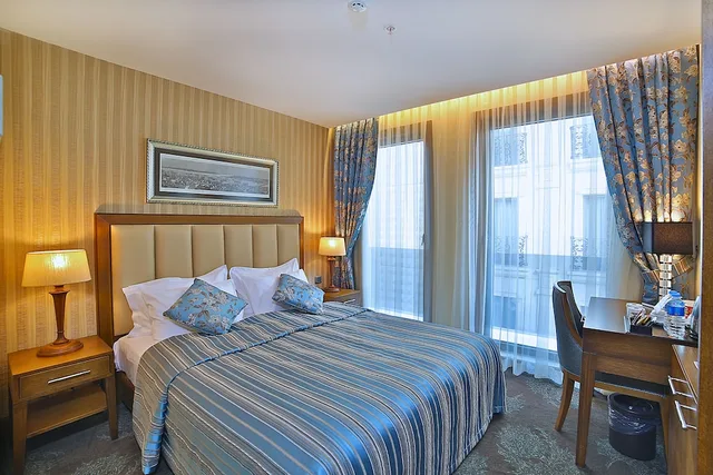Standard, Double Bed, Adelmar Hotel Istanbul Sisli 1/3