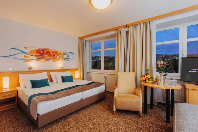 غرفة قياسية بسريرين منفصلين، COLORFACTORY SPA Hotel 4/10