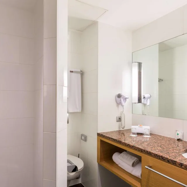 غرفة عائلية مع أريكة، Best Western Plus Monopole Metropole 6/8