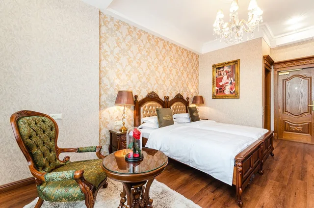 غرفة كلاسيكية بسريرين منفصلين وسرير كينج، GREGORY Boutique Hotel Chisinau 2/5